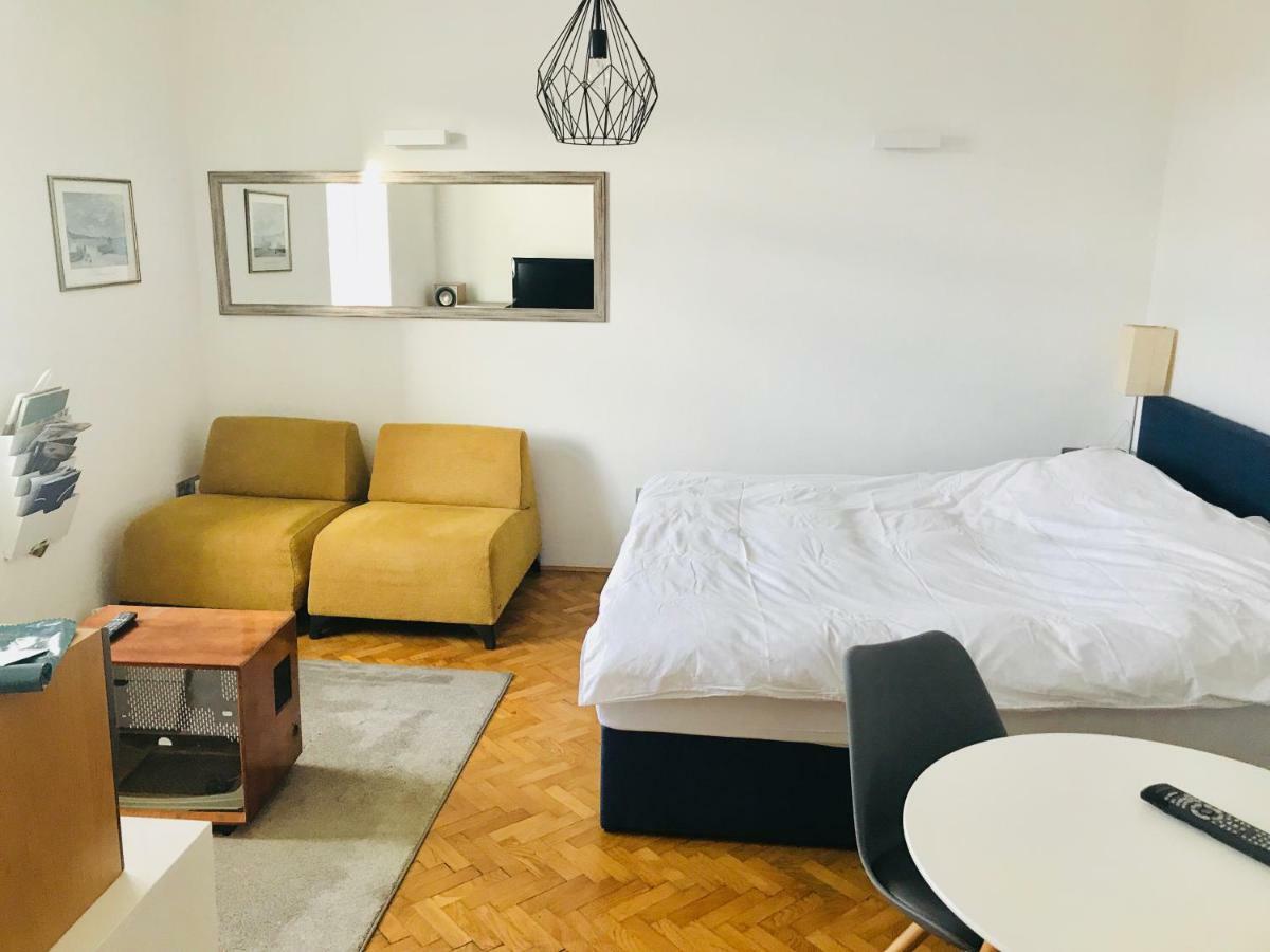 Modern Studio In The Heart Of The City Maribor Buitenkant foto